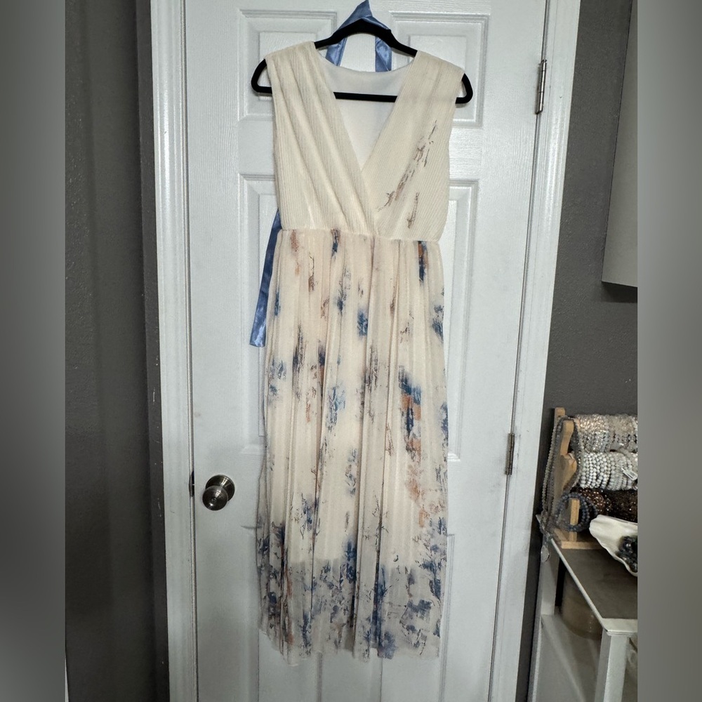 Chic Cream and Blue Pleated Midi Dress L